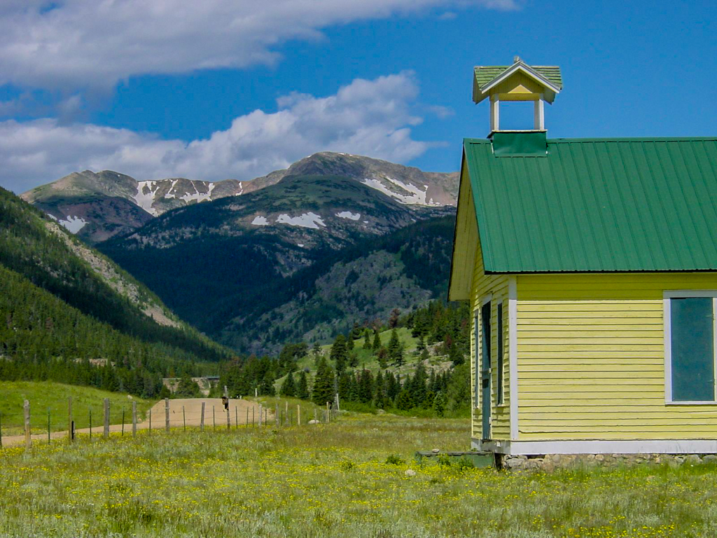  A yellow church in the mountains 