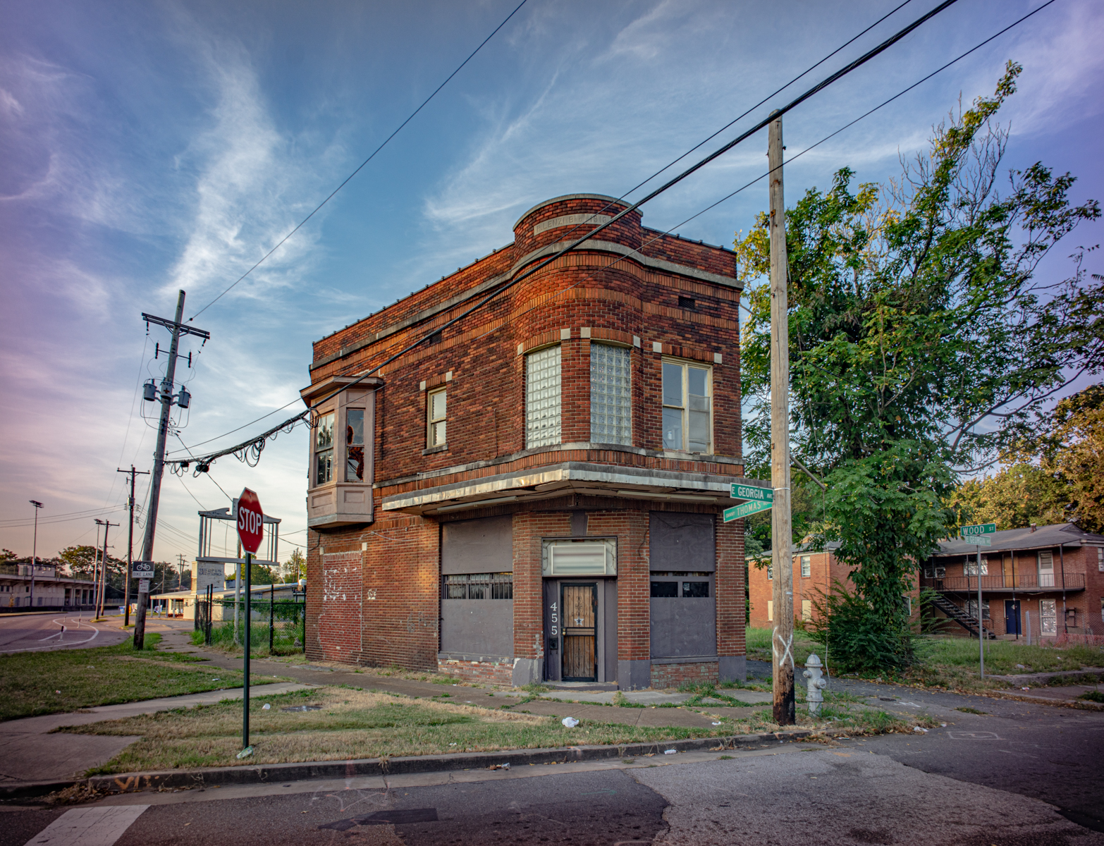  Memphis downtown building 